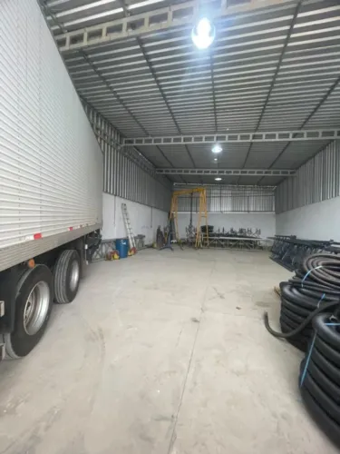 Galpão para alugar por R$ 23000.00, 1000.00 m2 - BRUDERTHAL I - GUARAMIRIM/SC