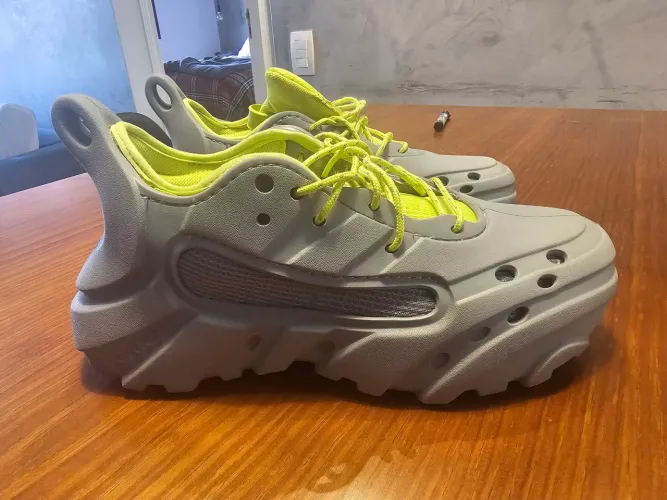 Tennis Crocs Nova Trek Cinza e Verde