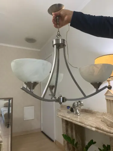 Lustre 3 lâmpadas de ótima qualidade 