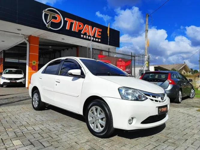 Toyota Etios XLS Sedan 1.5 Flex 16V 4P Aut. 2017