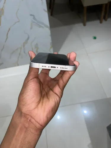iPhone 13 normal