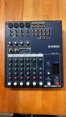 Mesa de som Yamaha MG102 - 10ch