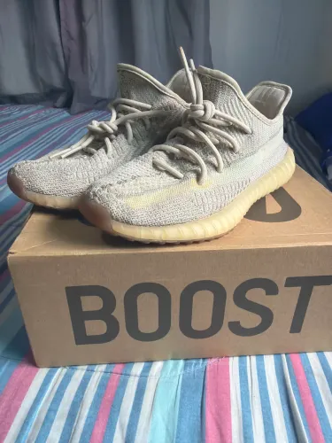 Adidas Yeezy boost 350 v2 CITRIN (preço negociável)