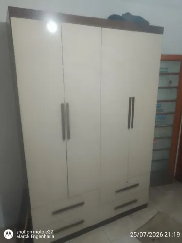 Guarda roupa