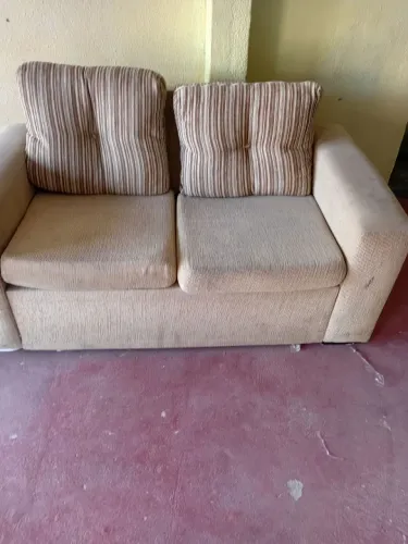 VENDO SOFA DE DOIS LUGARES