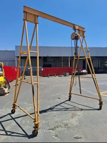 Pórtico Rolante Móvel com Talha Manual TUPY 1 Tonelada