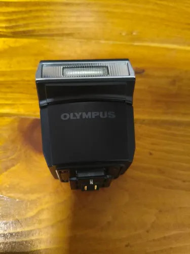 Mini flash Olympus FL-LM3 - Para câmeras Olympus MFT