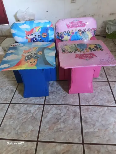 2 Mesa para crianças 