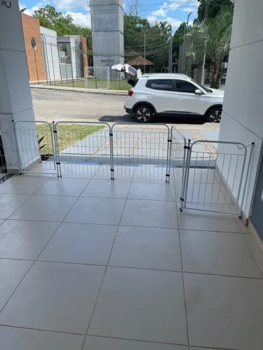 Cercadinho de metal