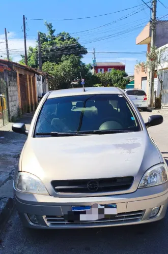 Chevrolet Corsa Sedan 1.8 MPFI Flexpower 8V 4P 2004