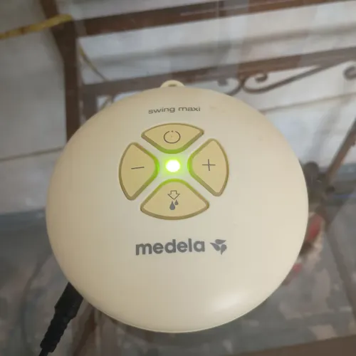 Bomba Extratora de Leite Elétrica Dupla Medela Swing Maxi + Fonte Original