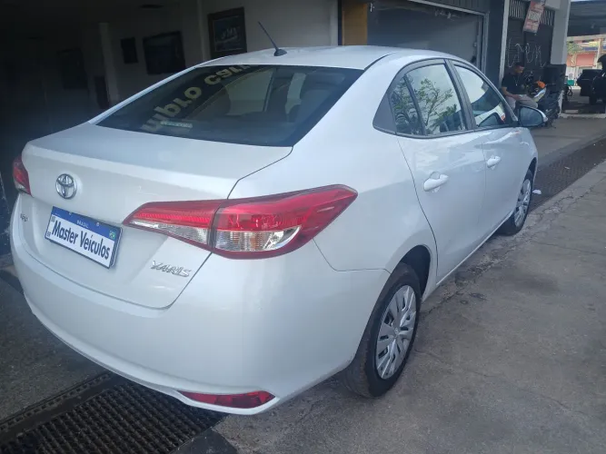 Toyota Yaris XL Sedan 1.5 Flex 16V 4P Aut. 2024