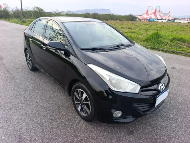 Hyundai HB20S Premium 1.6 Flex 16V Aut. 4P 2014
