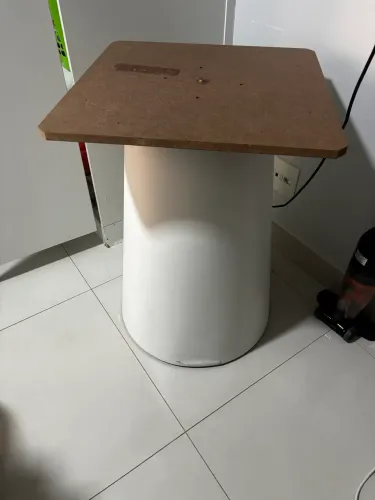 Suporte mesa Cone