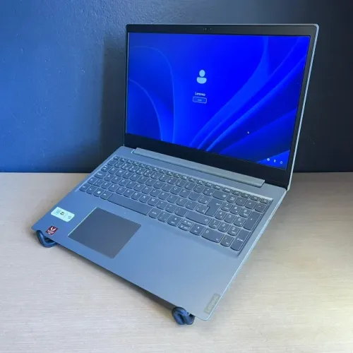 Lenovo Ryzen 7/ 8GB/ SSD/ 12X No Cartão