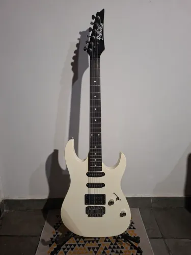 Ibanez GIO GS121