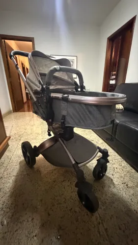 Carrinho de Bebê - Dzieco