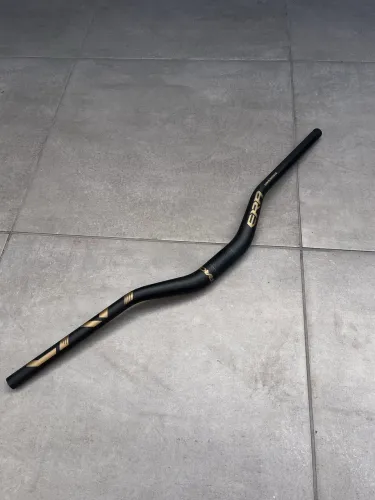 Guidão Race Face ERA Carbon