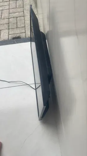 TV 32. SEMP TOSHIBA COM TELA QUEBRADA, SÓ TROCAR A TELA OU RETIRADA DE PEÇAS 