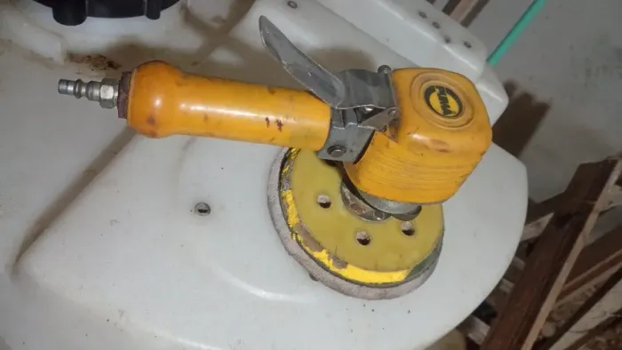Lixadeira pneumática orbital 6"