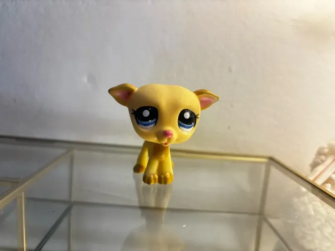 Littlest Pet Shop Galgo Amarelo #2041 G2