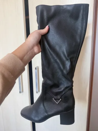 Bota cano alto Vizzano