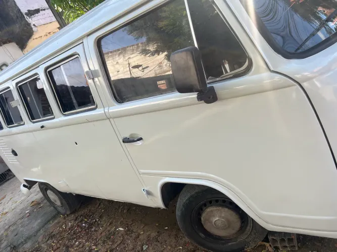 Volkswagen Kombi Standard/ Luxo/ Serie Prata 1997