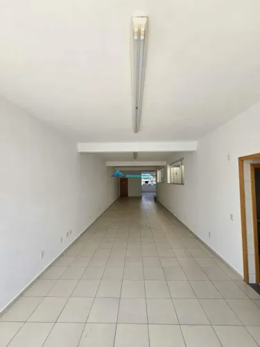 Aluga-se salão comercial em Várzea Paulista