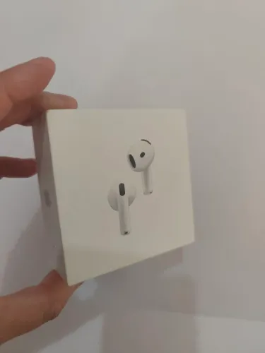 Air pods 4 com cancelamento de ruído