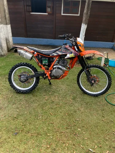 XR200 240cc vendo ou troco