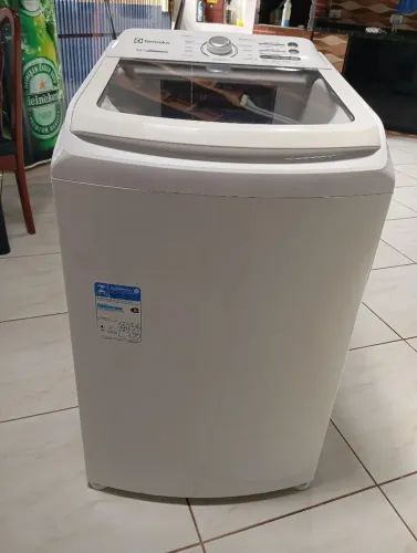 Máquina de lavar Eletrolux 14 kilos