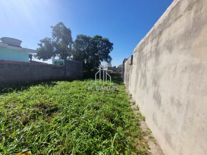 Terreno com 200m² 5x40 em Interlagos