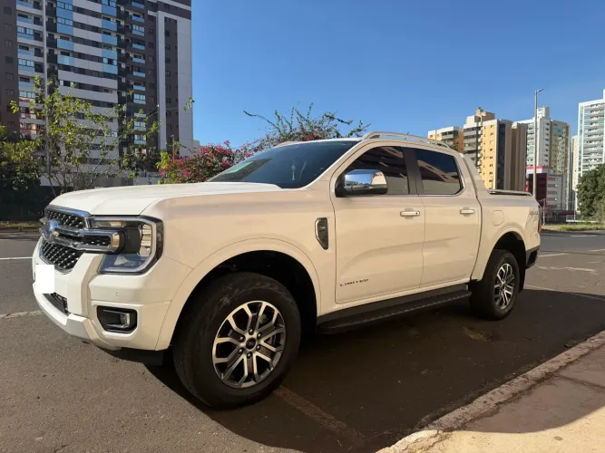 Ford Ranger Limited 3.0 V6 4X4 CD TB Die. AUT 2024