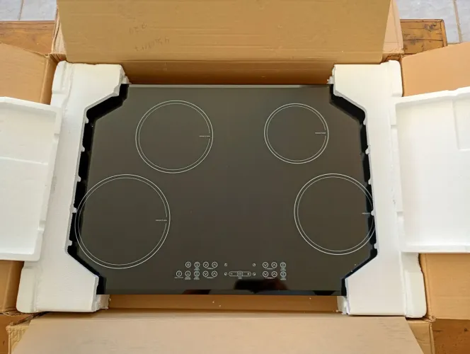 Cooktop indução IC80 Electrolux novo