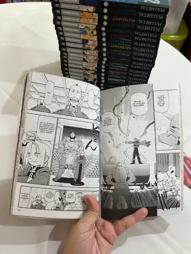 Coleção Fullmetal Alchemist - mangás volumes 1 ao 21