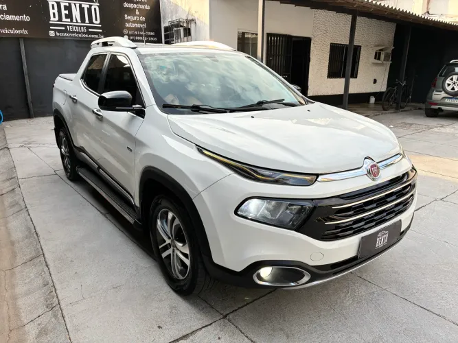 Fiat Toro Freedom 2.0 16V 4X2 TB Diesel Mec. 2017
