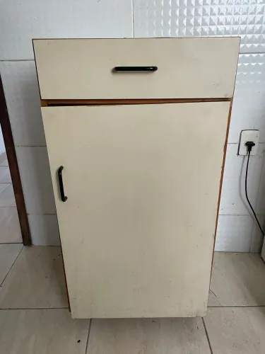 Armário 90$