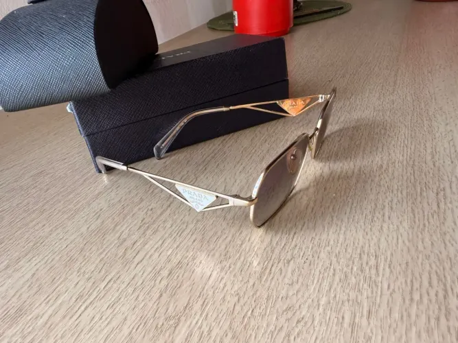 vendo óculos PRADA ORIGINAL