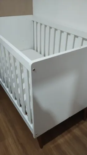 Berco semi novo com colchão 