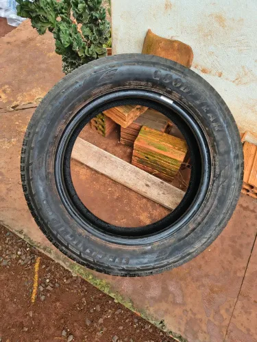 Vende-se Pneu usado 