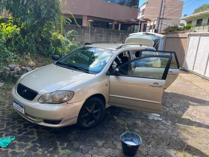 Toyota Corolla Fielder SW 1.8/1.8 XEI Flex Aut. 2005
