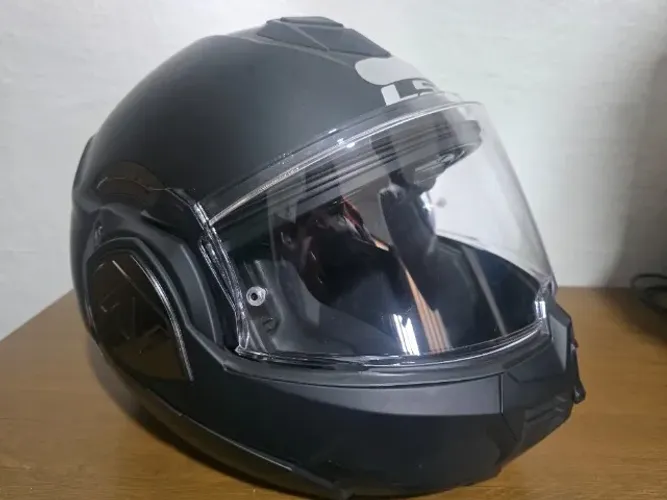 Capacete ls2 advant