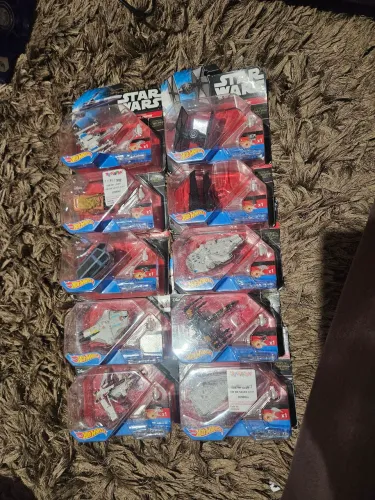 Coleção de naves Star Wars Hotweels lacrada