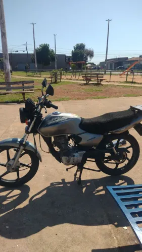 Vende-se moto CG Titan 2003
