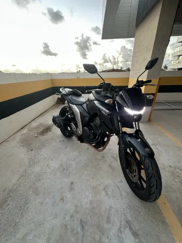 Fazer 250