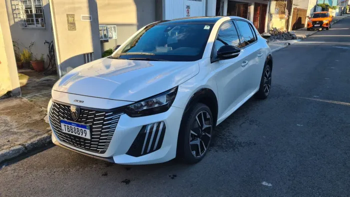 Peugeot 208 GT 1.0 Turbo Flex 5P Aut. 2025