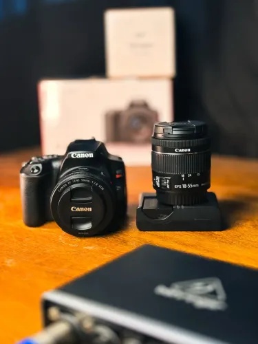 Canon SL3 + 50mm + 18-55mm