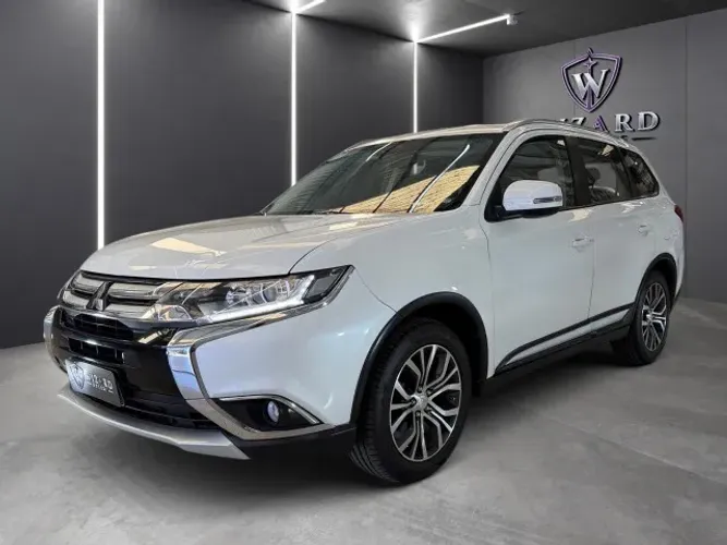Mitsubishi Outlander Comfort 2.0 16V Aut. 2018
