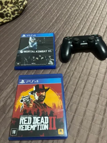 Controle novo Ps4 mais dois jogos mídia física red dead redemption 2 e Mortal Kombat 10 
