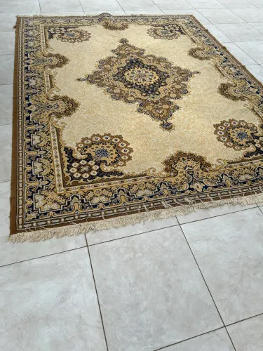 Vendo Tapete Tabacow (Estilo Persa)